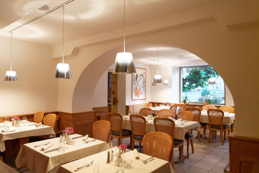Hotel Restaurant Le Gietroz Ле-Шабль Экстерьер фото