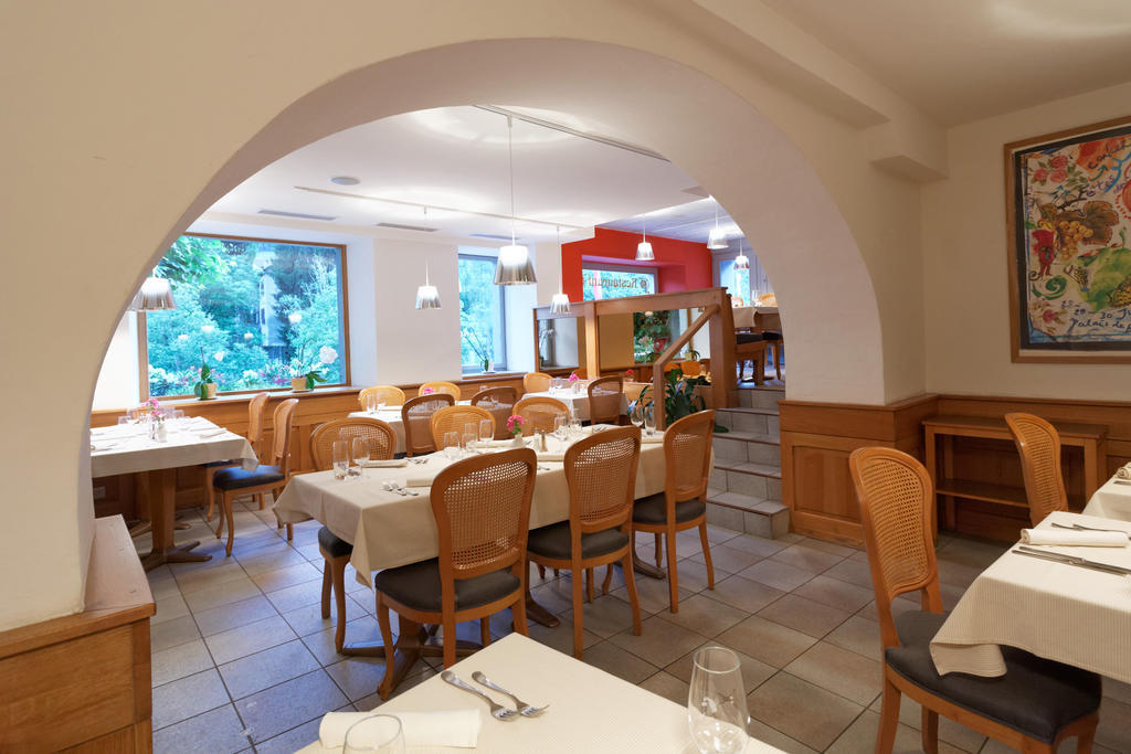 Hotel Restaurant Le Gietroz Ле-Шабль Экстерьер фото